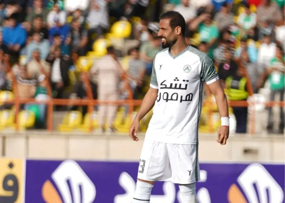 آذرباد در نقش مهندس طراحِ ذوب‌آهن