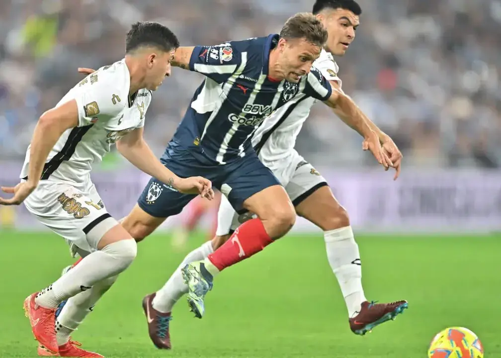 ادعای هافبک اسپانیایی: دعوا با سرمربی اشتباه نبود