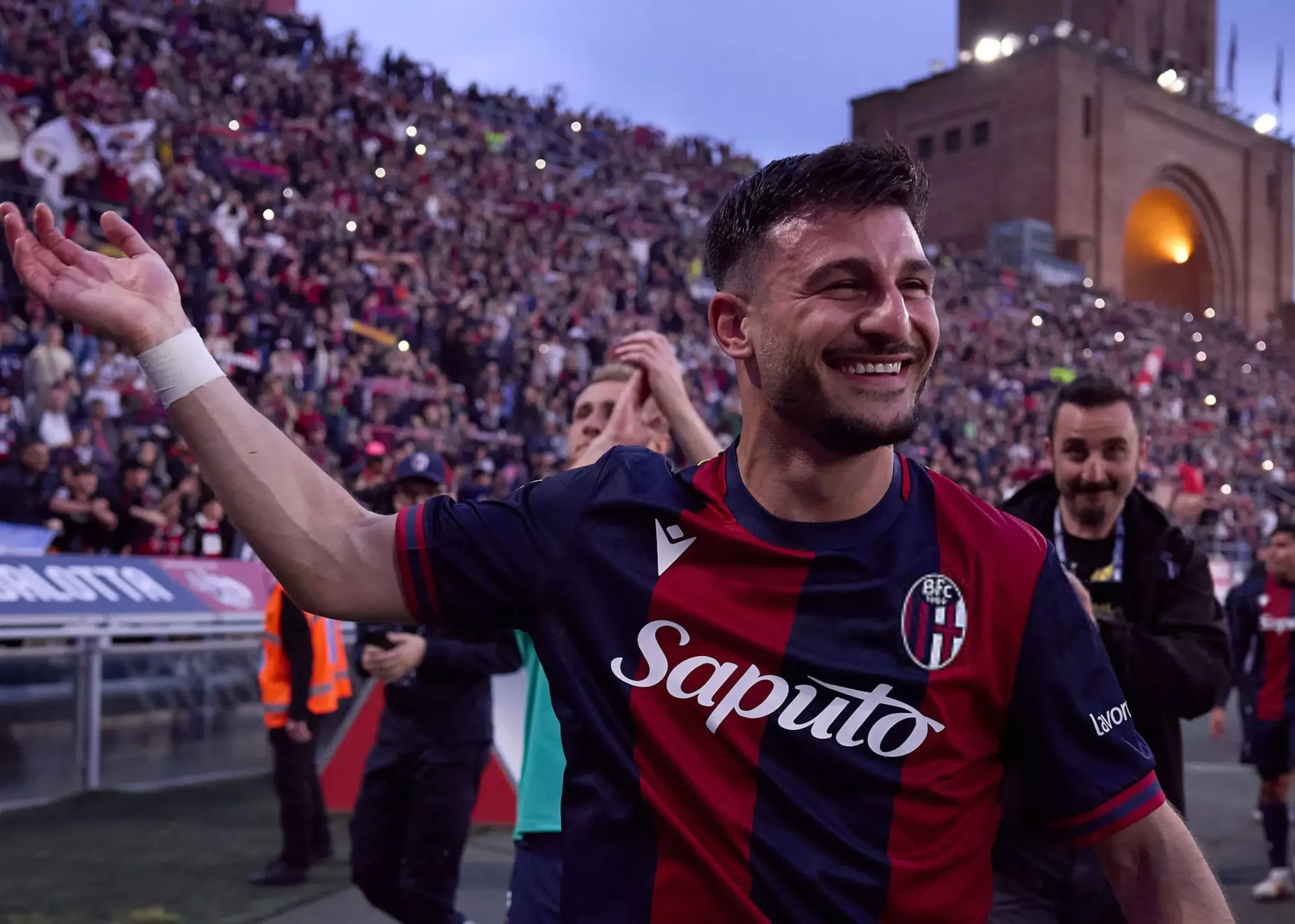 از هیجان گلزنی به اینتر به خودم آسیب زدم!