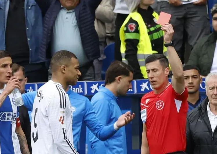 امباپه از محرومیت سنگین فرار کرد