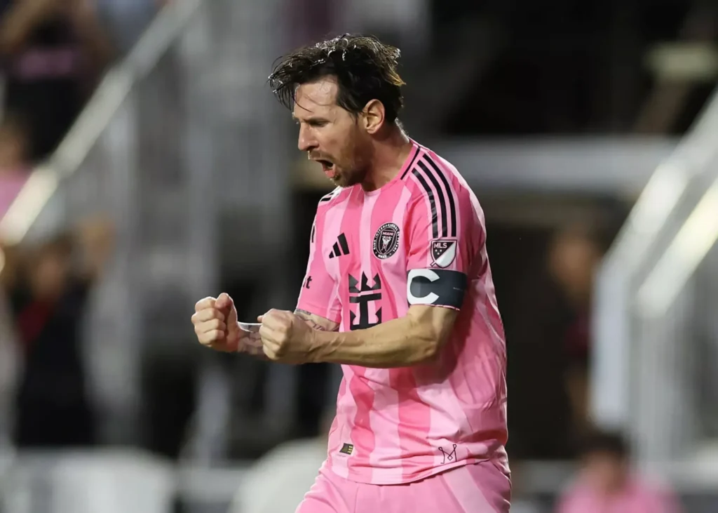 بازگشت بزرگ: مسی اینترمیامی را به نیمه نهایی برد!