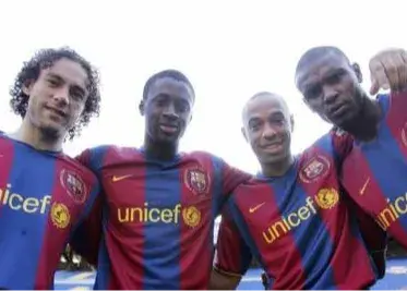 به بارسلونا که رفتم رونالدینیو تهدیدم کرد!