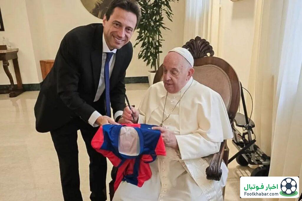 تغییر نام ورزشگاه باشگاه آرژانتینی به یاد پاپ