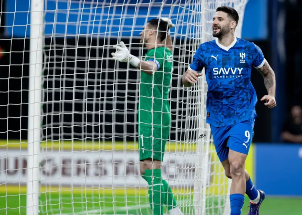 تمسخر مربی الهلال توسط ستاره گران‌قیمت