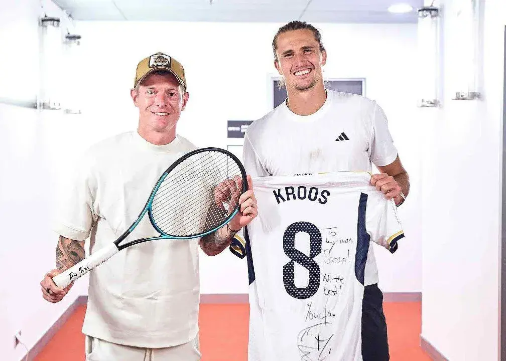 تونی کروس مربی تنیسور معروف شد!