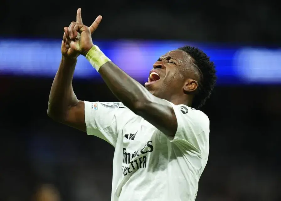 جنجال جدید: توییت شهردار علیه رنگین‌پوست‌های رئال