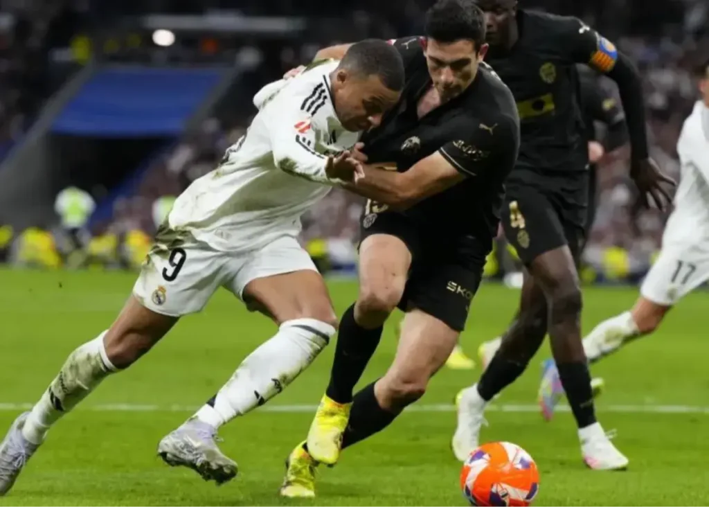 جنگ حقوقی امباپه و پی‌اس‌جی: کار به دادگاه کشید