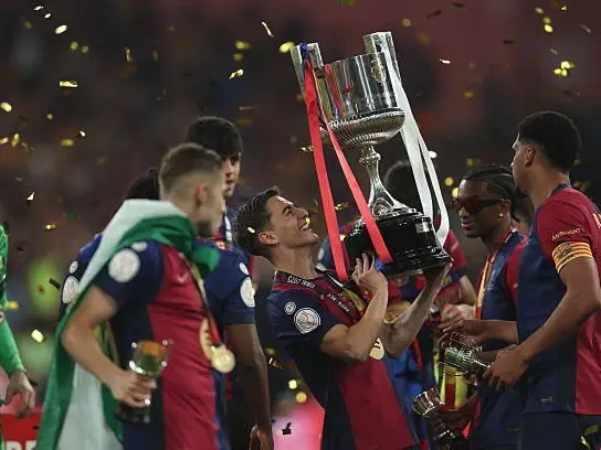 حاشیه دیده نشده ال‌کلاسیکو: شیطنت گاوی!