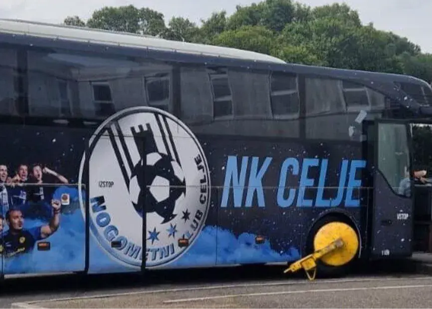 حاشیه عجیب در لیگ کنفرانس: اتوبوس تیم جریمه شد!