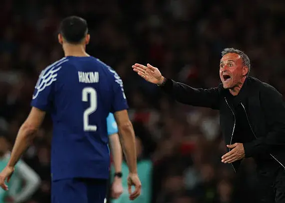 حکیمی: با دمبله صحبت کردم، حالش خوب است!