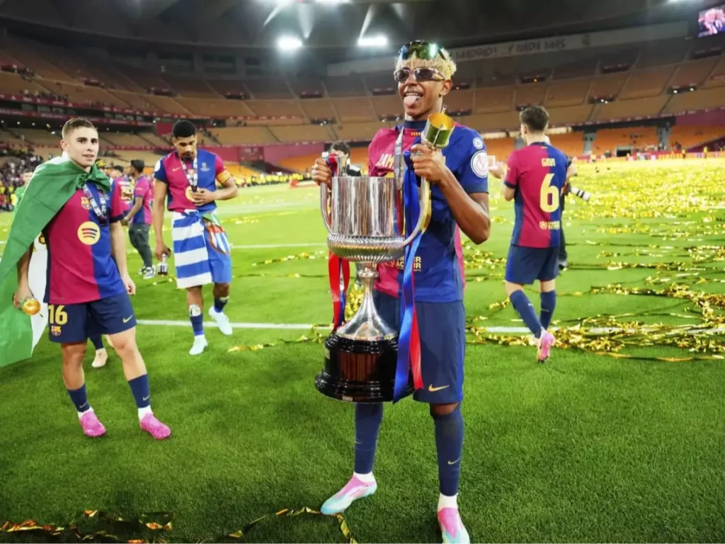 خشم ستاره‌های بارسا: با خانواده ما بدرفتاری شد