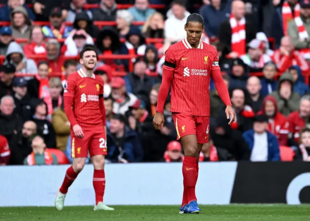 رابرتسون حق داشت از فن‌دایک عصبانی باشد!