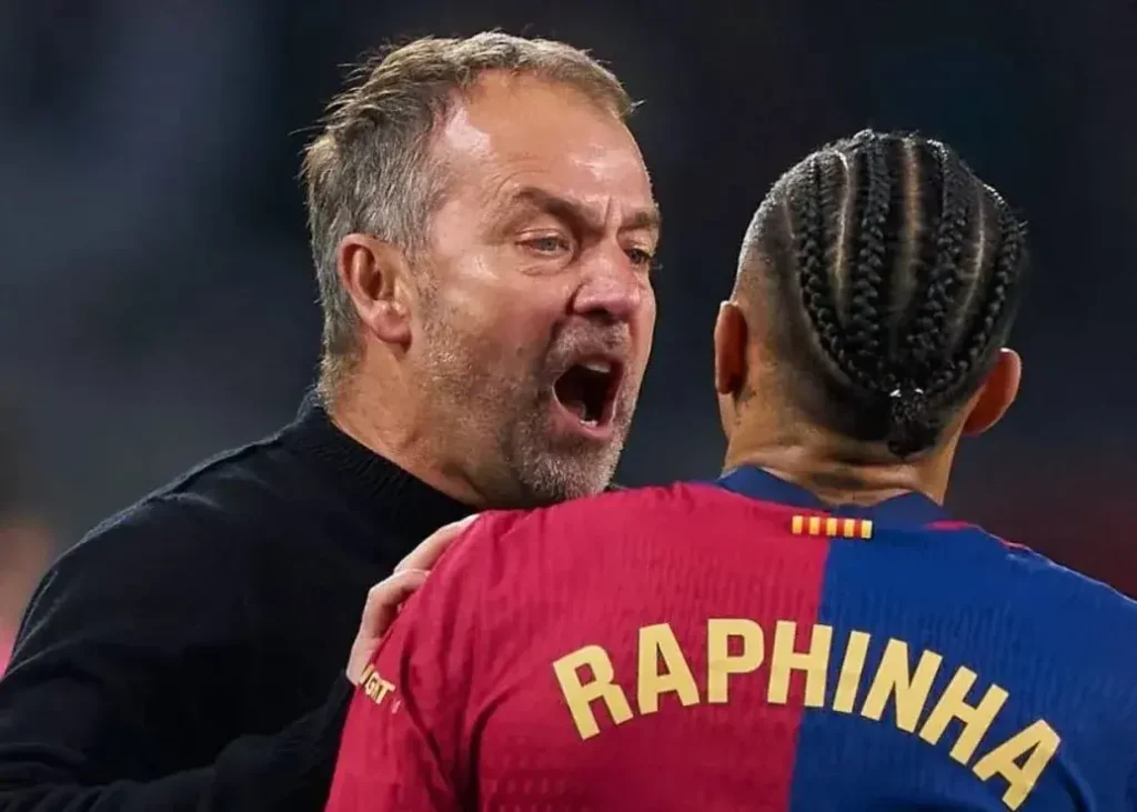 رافینیا نزدیک بود داور را کتک بزند!