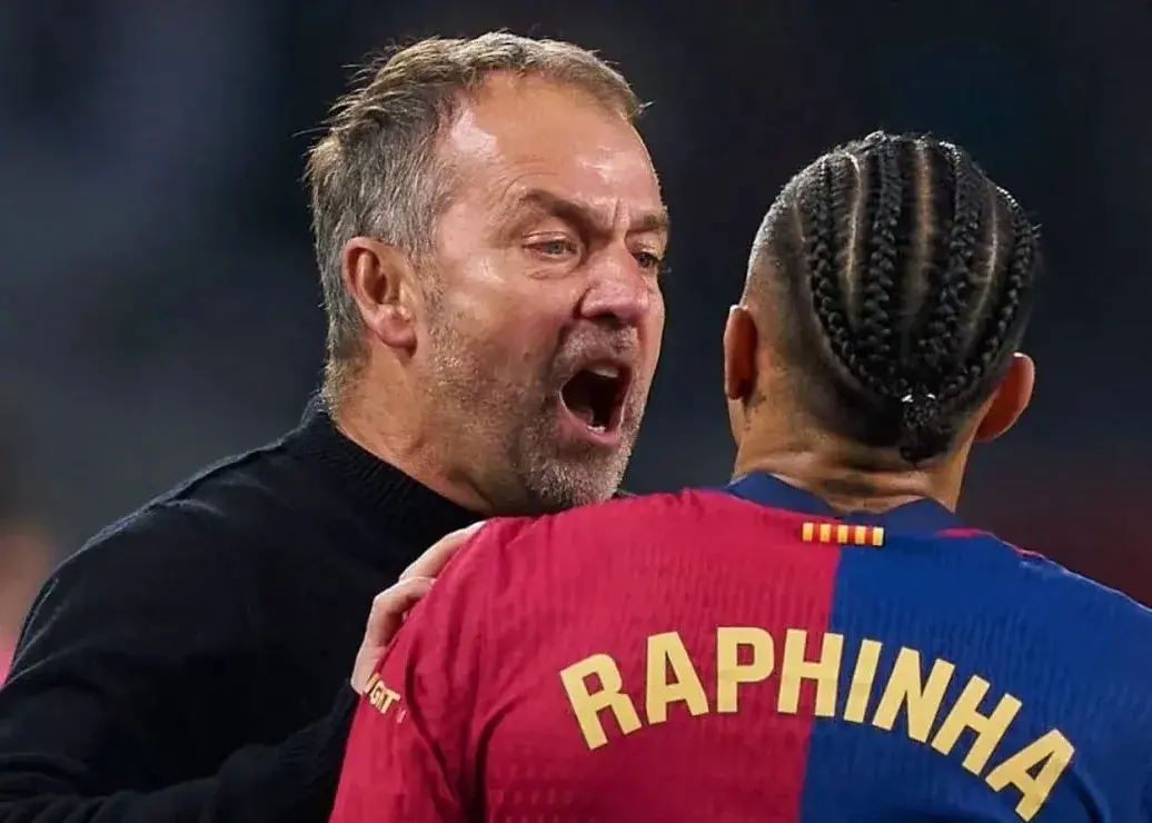 رافینیا نزدیک بود داور را کتک بزند!