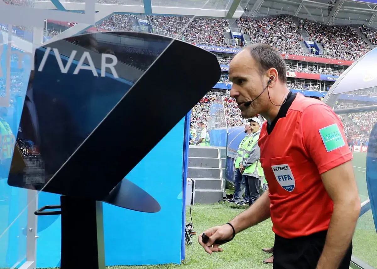 راه‌حل قطعی برای ‏VAR‏: داور را حذف کنید!‏