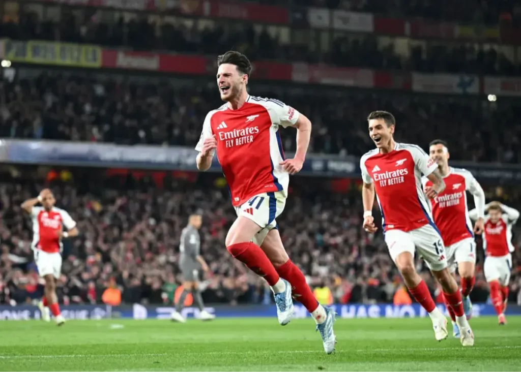 رایس امشب هم روبرتو کارلوس بود، هم بکام! (عکس)