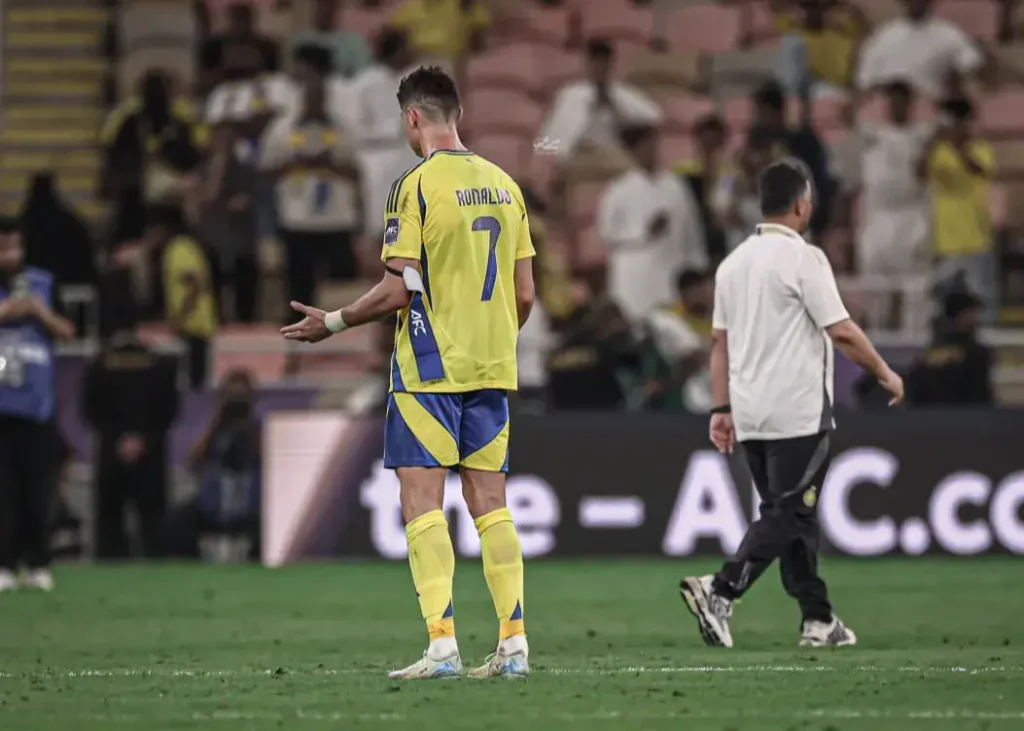 رونالدو عقلش را از دست داد! (عکس)