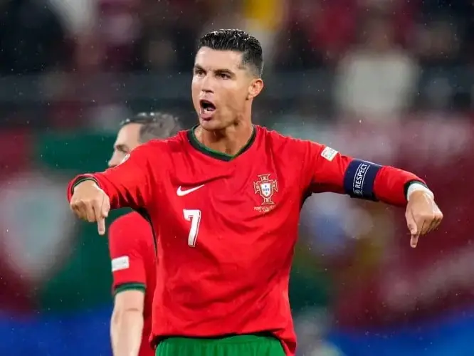 رونالدو، امپراتوری ۸۵۰ میلیون یورویی!