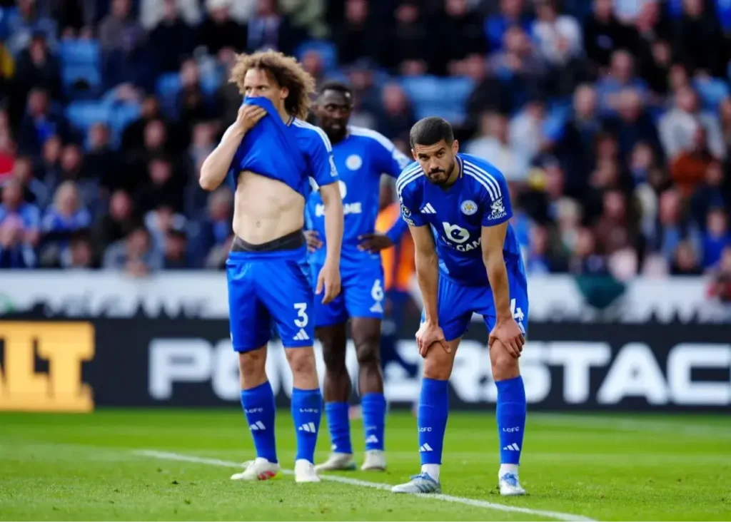 سقوط با فن نیستلروی: لستر به چمپیونشیپ برگشت!