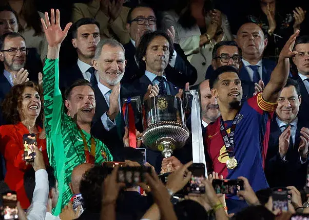 سه-دو به نیت سی و دو ! (عکس)