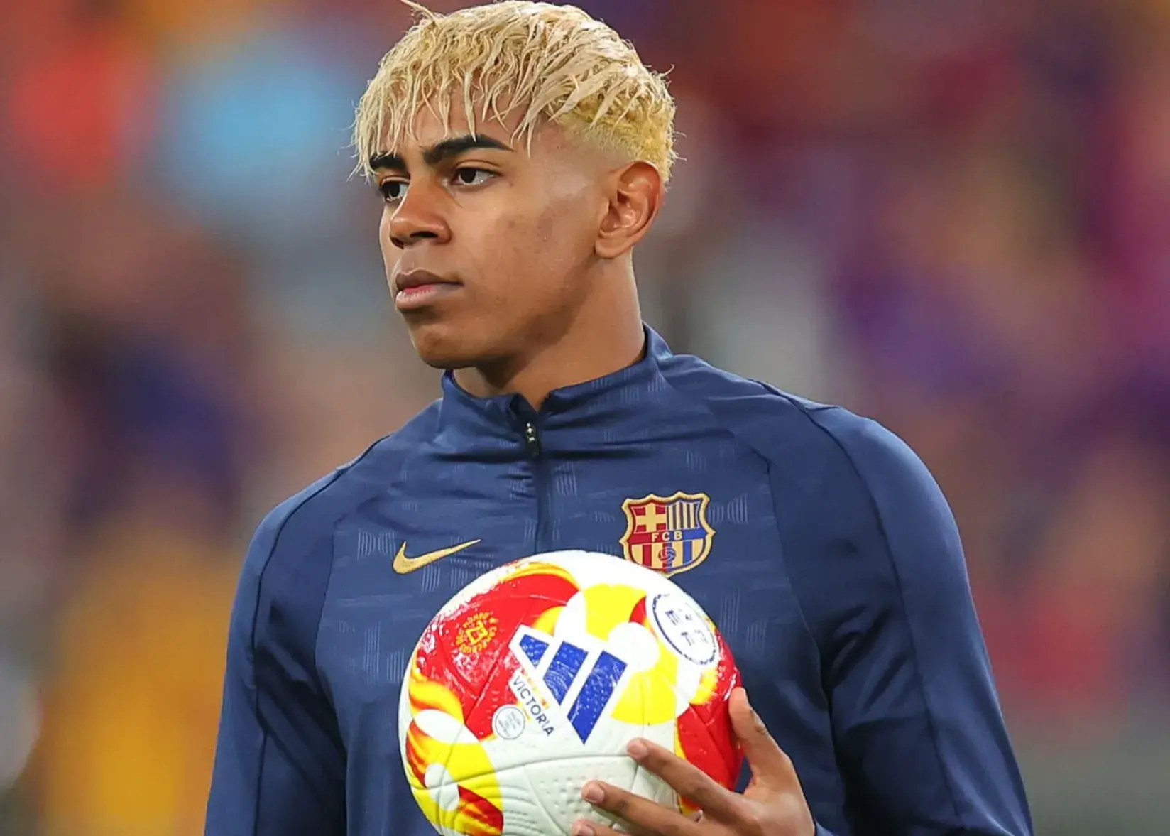 سورپرایز بزرگ: یامال با موی بلوند در ال‌کلاسیکو (عکس)