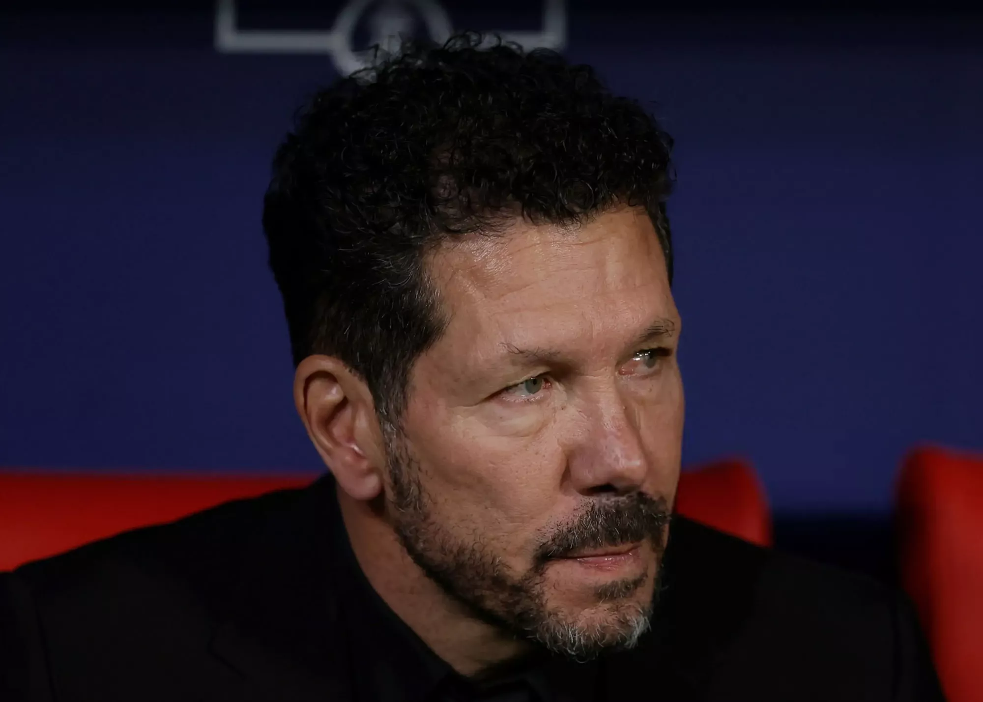 سیمئونه: به خیلی چیزها فکر می‌کنم، اما جام نه!