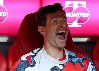 شوخی مولر با خبرنگار: پس کلاهت کو!