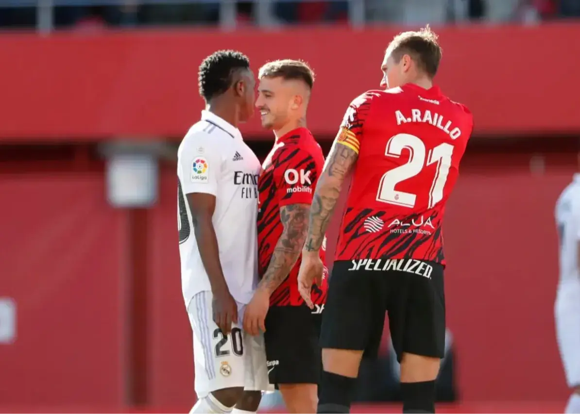 ضد رئال نیستم ولی از آنها بدم می‌آید!