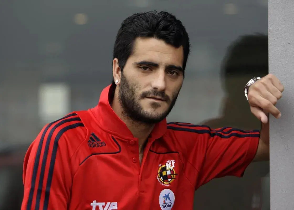 عضو بارسا بودم ولی پای پیاده به رئال می‌رفتم!