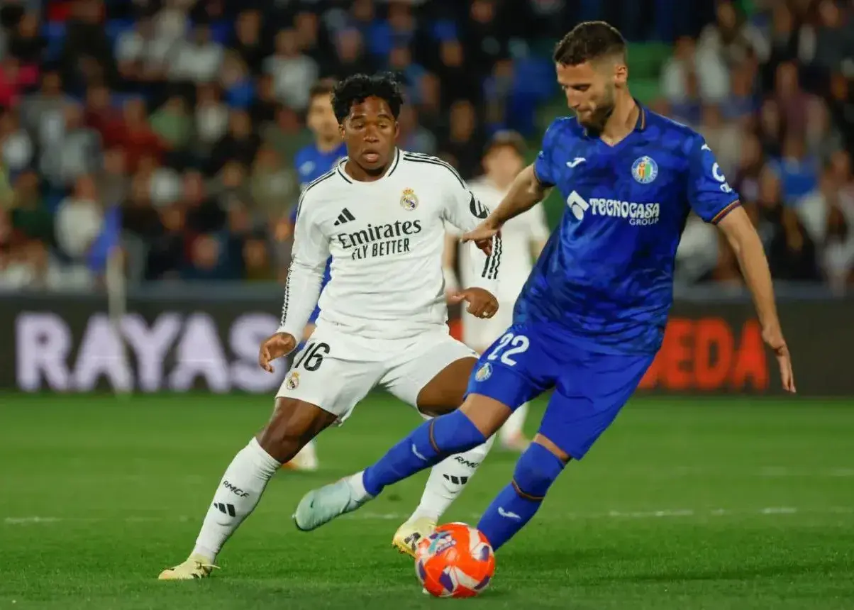 فریادهای آنچلوتی: اینقدر اندریک را نزنید! (عکس)