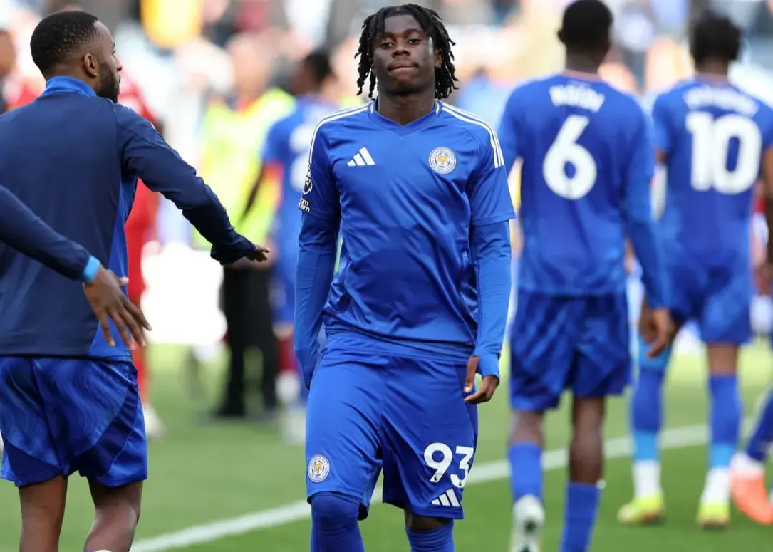 قانون جالب لیگ برتر: ستاره لستر بدون اسپانسر!