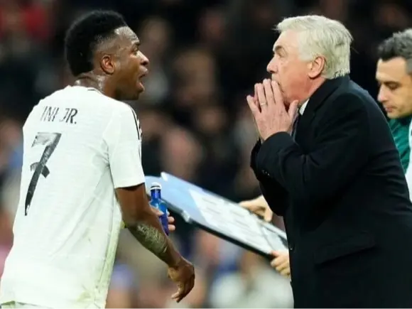 لحظه‌ای که برنابئو یخ زد: دعوای آنچلوتی و وینی!