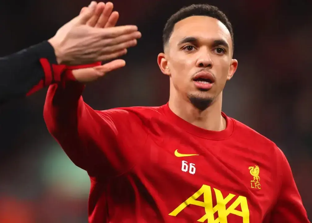 لیورپول باید پنهان‌کاری درباره آرنولد را تمام کند