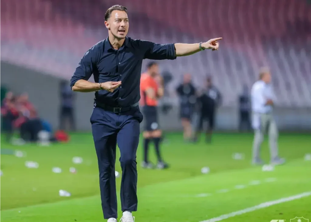 مربی الاهلی: ما ترسی از الهلال نداریم