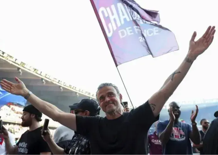 مردی که همه رکوردها را در پاریس شکست