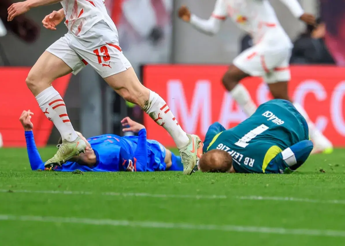 نگرانی در آلمان: دروازه‌بان لایپزیش بیمارستانی شد!‏