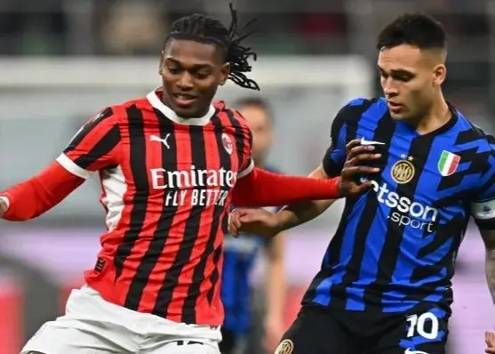 نیمکت‌نشینی طارمی در دربی مرگ و زندگی