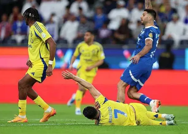 هواداران الهلال با رونالدو آشتی کردند!