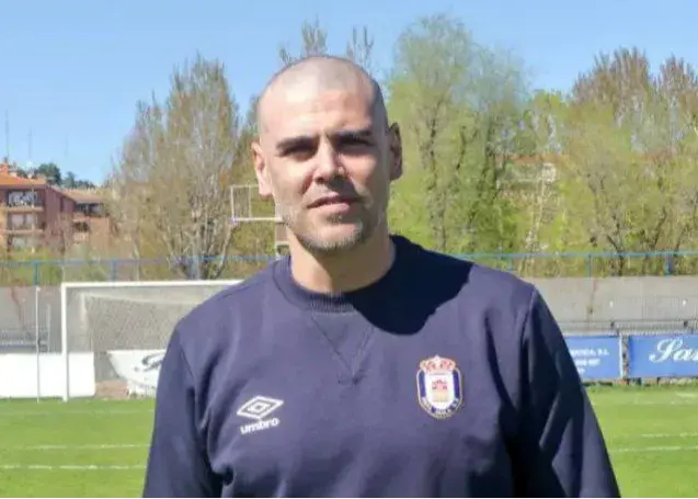 والدس: مربیگری در بارسا نه، قدم به قدم پیش می‌روم