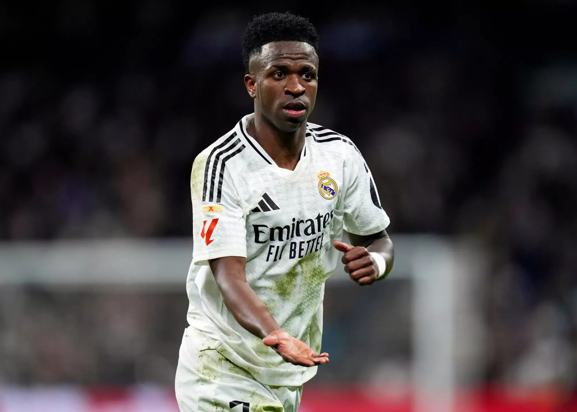 وینسیوس: سال‌ها در رئال می‌مانم و اسطوره می‌شوم