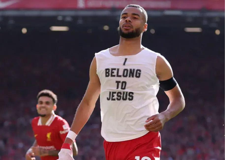 پیام ویژه خاکپو به یاد تی‌شرت معروف کاکا (عکس)