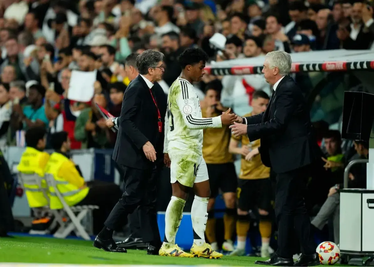 کارلو آنچلوتی، شلاق به سبک ایتالیایی!