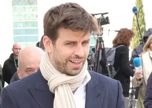 گریه پیکه در دادگاه: در هر کشوری مجسمه‌ام را می‌ساختند!