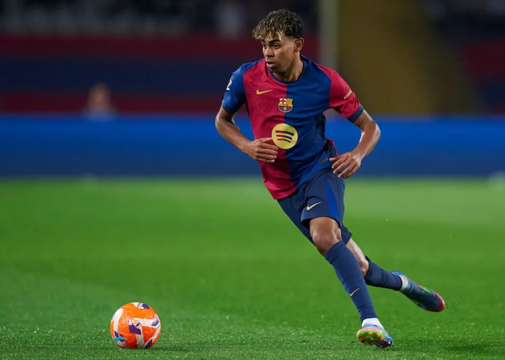 یامال: چون بارسا هستیم، سه‌گانه می‌گیریم!