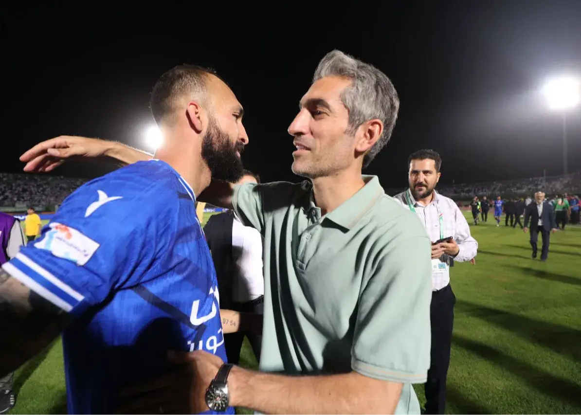 چهار به اضافه هشت مساوی با قهرمانی استقلال