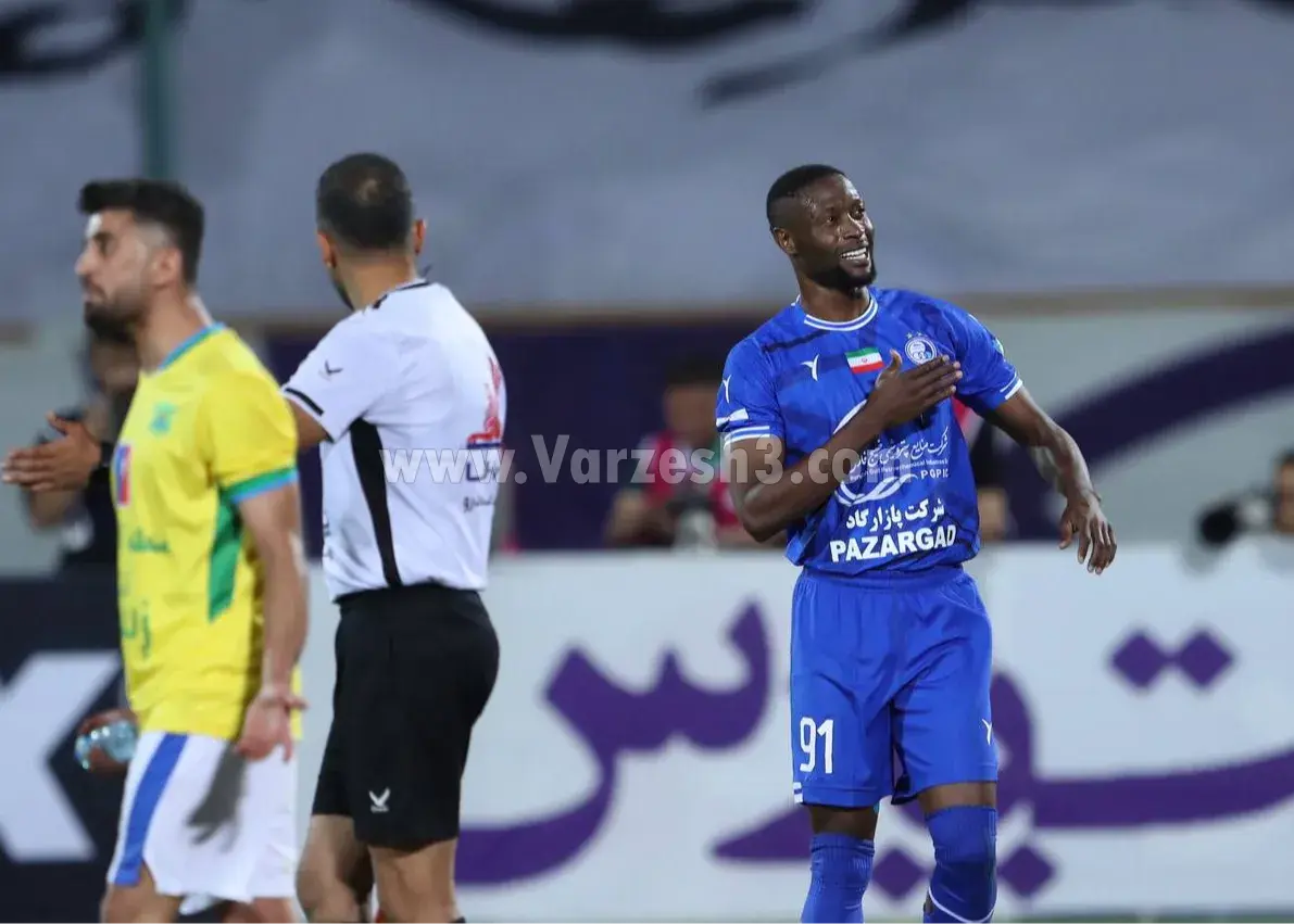 استوری جالب جوما با کنایه به دانشگر