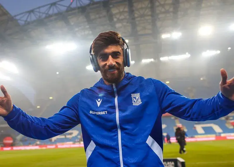 تصمیم موقت لخ پوزنان در مورد قلی‌زاده