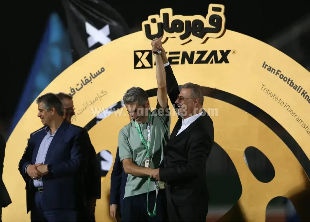 نظری دست جباری را بالا برد (عکس)