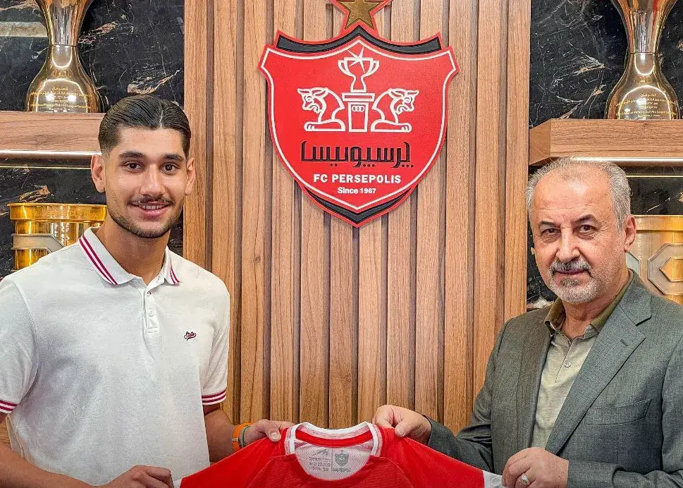 رسمی: امضای قرارداد حرفه‌ای سه بازیکن با پرسپولیس