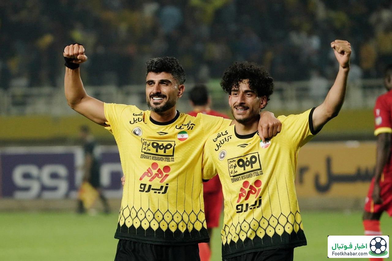 دو بازیکن سپاهان به استقلال رسیدند